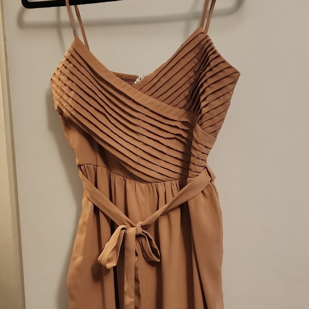 Elegant Tan Jumper